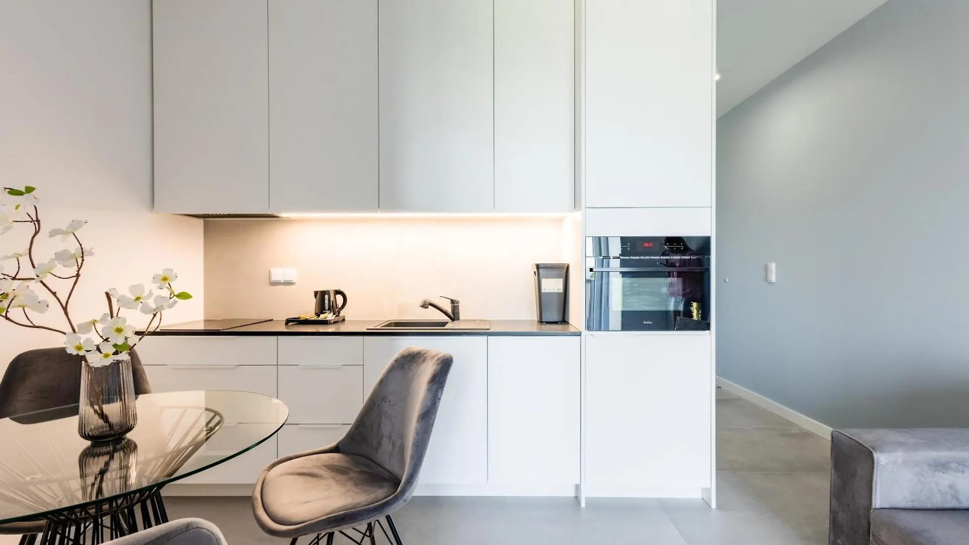 Central House Apartments Warsaw Poland