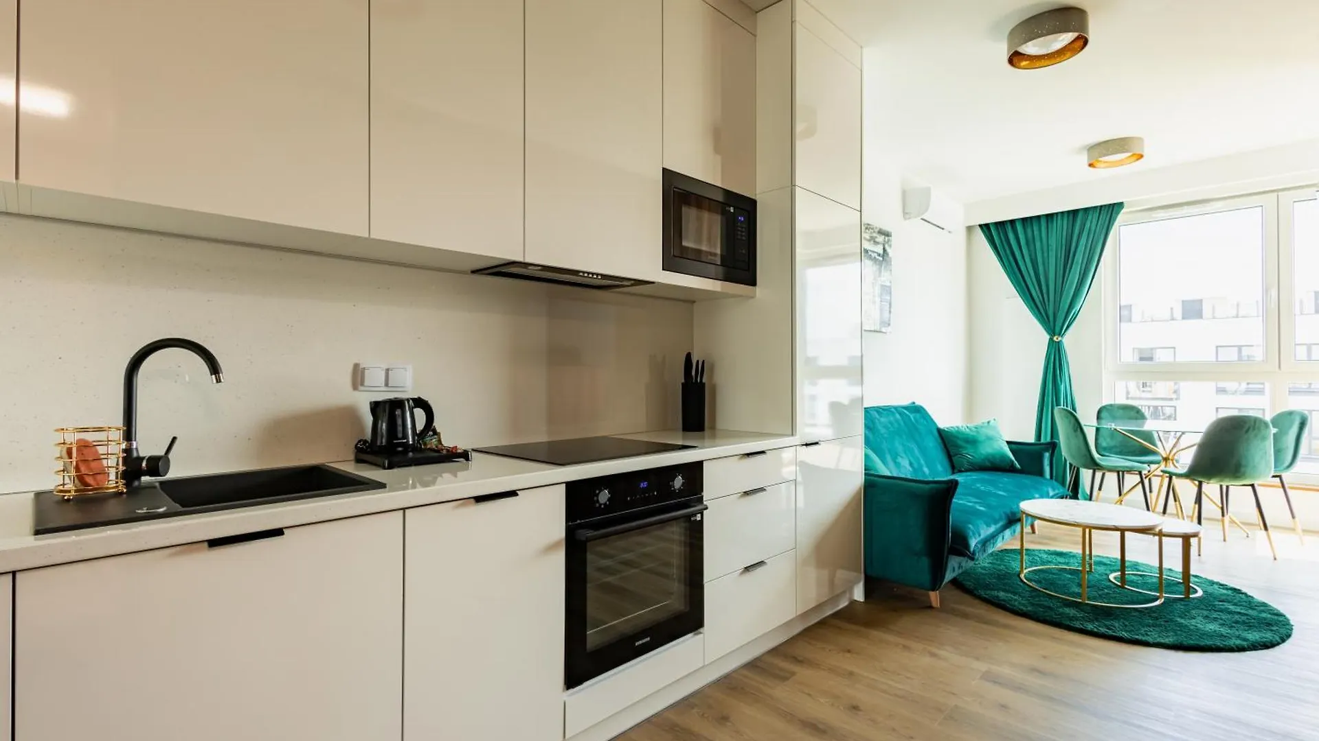 Central House Apartments Warsaw 0*,  Poland